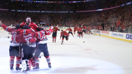 ct-stanley-cup-blackhawks-lightning-game-6-pho-071