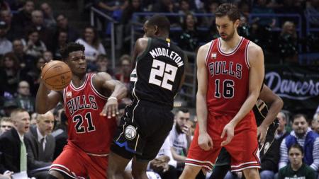 ct-bulls-bucks-photos-20160112